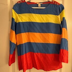 J Crew boat neck stripe shirt. Little anchor button detail at shoulders.